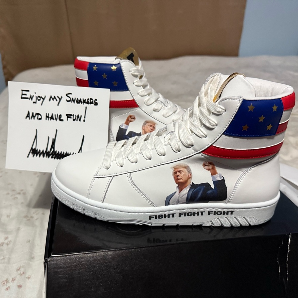 Donald Trump Fight Fight Fight 9M White high Top shoes